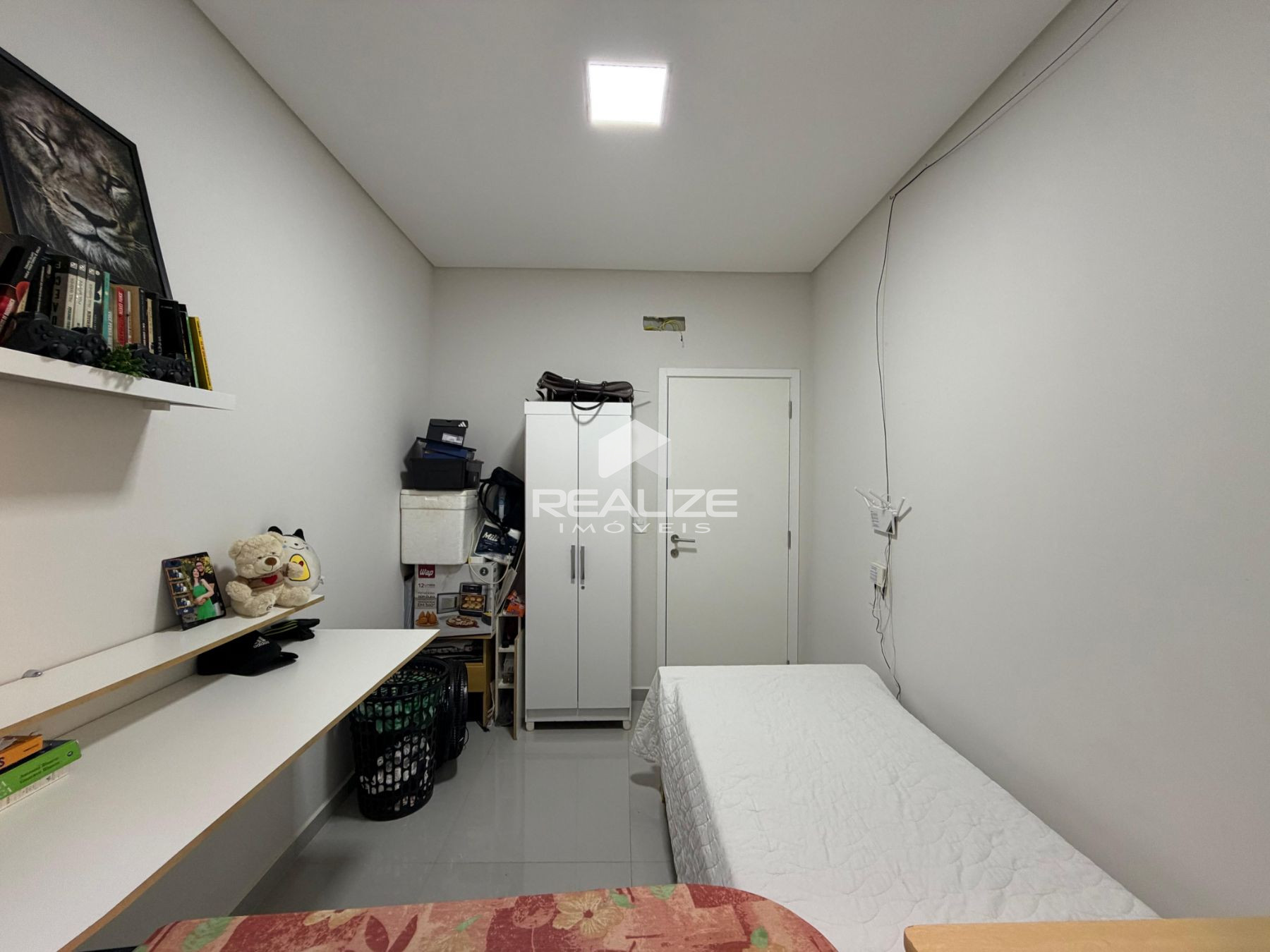 Casa à venda no Jardim das Oliveiras com 2 quartos
