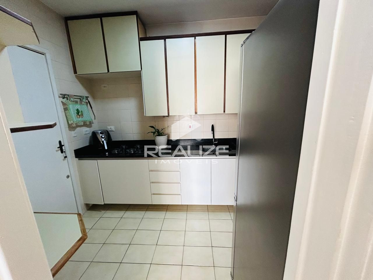 Apartamento à venda no Edifício Di Cavalcanti com 3 quartos (1 suíte).