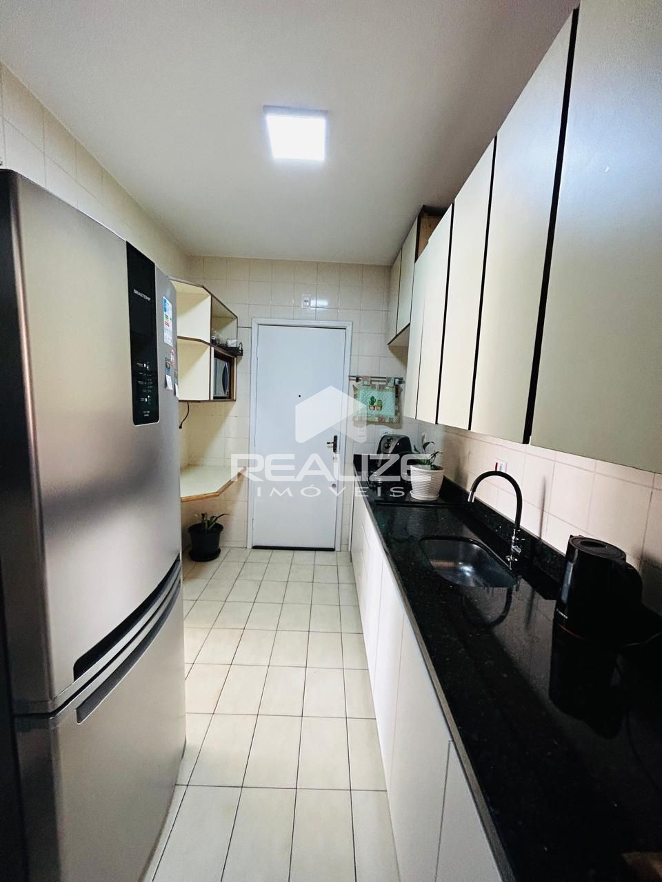 Apartamento à venda no Edifício Di Cavalcanti com 3 quartos (1 suíte).