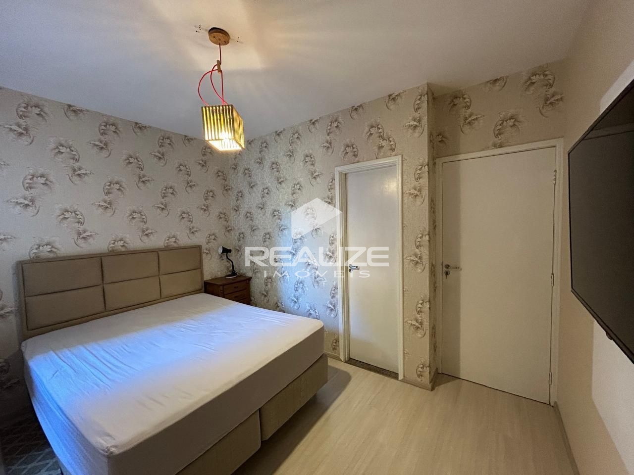 Apartamento à venda no Edifício Di Cavalcanti com 3 quartos (1 suíte).