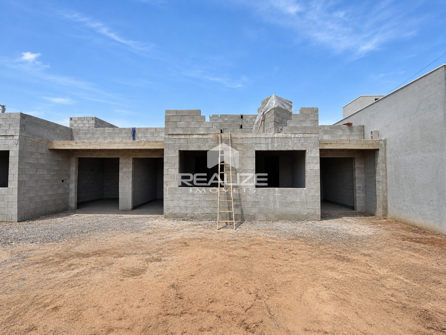 Casa à venda no Nova Andradina com 2 quartos.