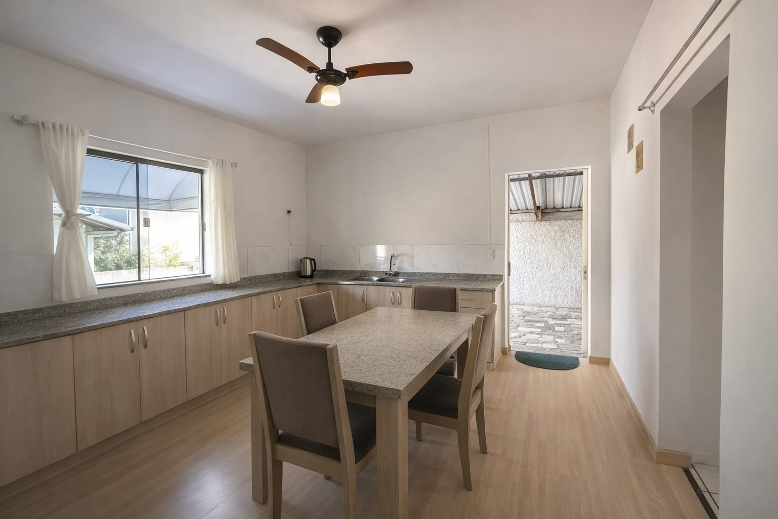 Casa de 2 Quartos com Vista Para Natureza — foto 5