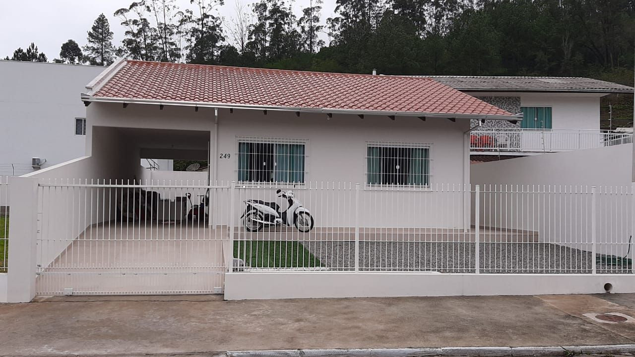 CASA NO BAIRRO FAZENDA 