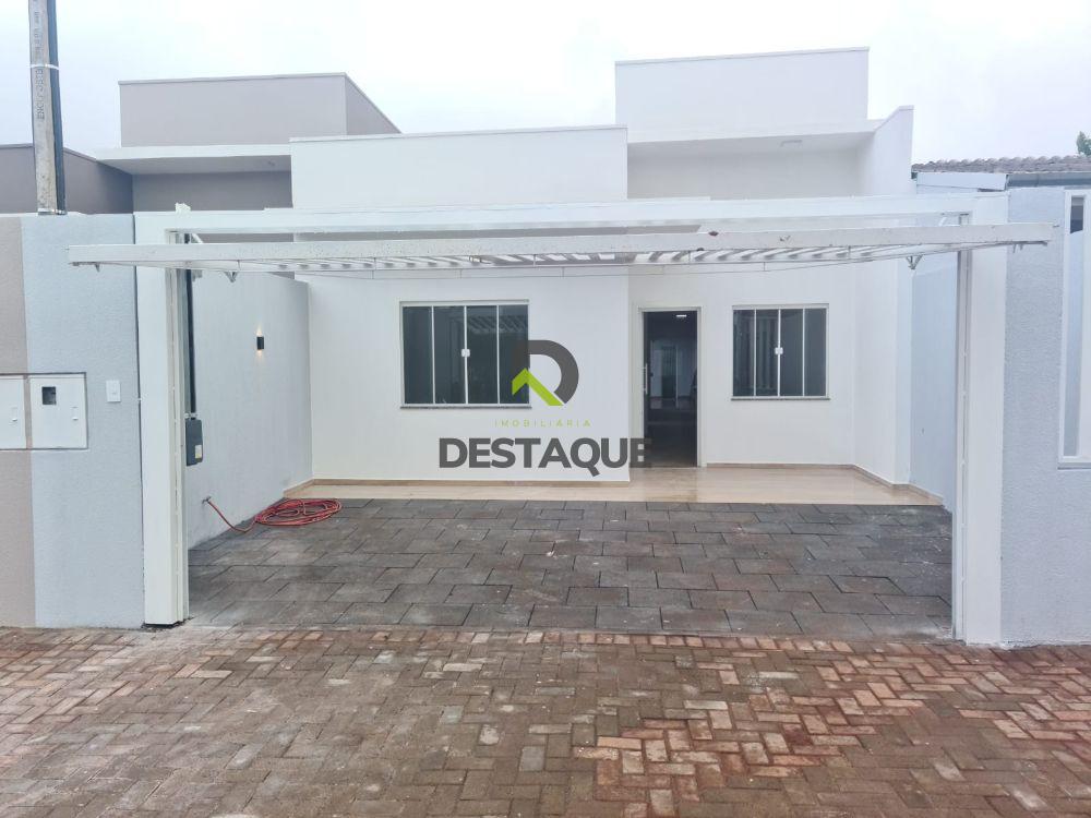 Casa com 3 dormitorios - Bairro Santa Cruz