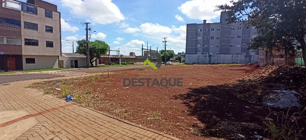 Terreno de esquina com 1.451m2-  Bairro Alto Alegre