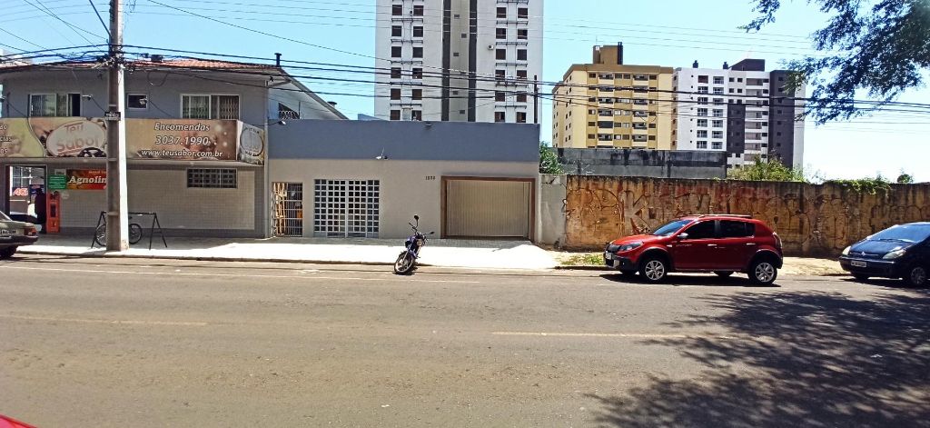 Apartamento com sala comercial no Centro com 1 suite + 2 quartos