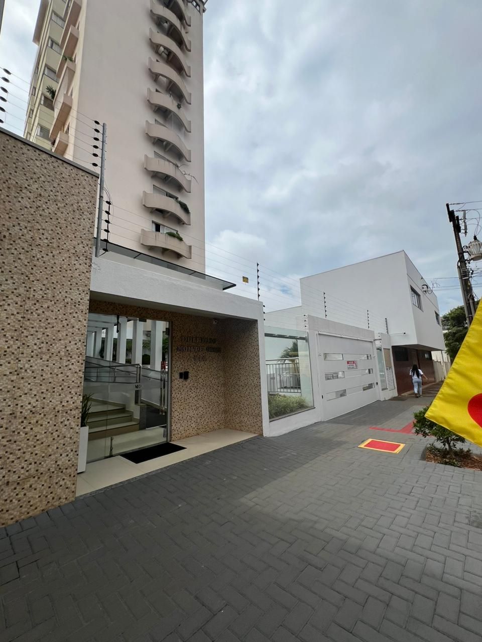 Apartamento com 3 dormitorios - Centro - Cascavel PR