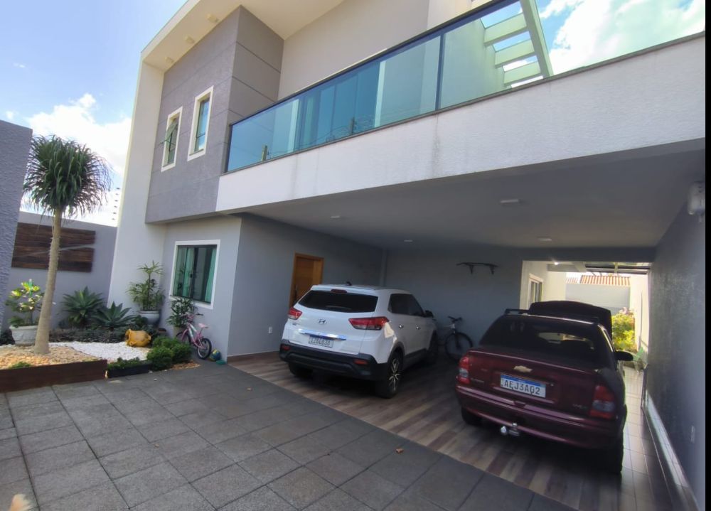 Sobrado com 3 dormitorios- Bairro Padovani