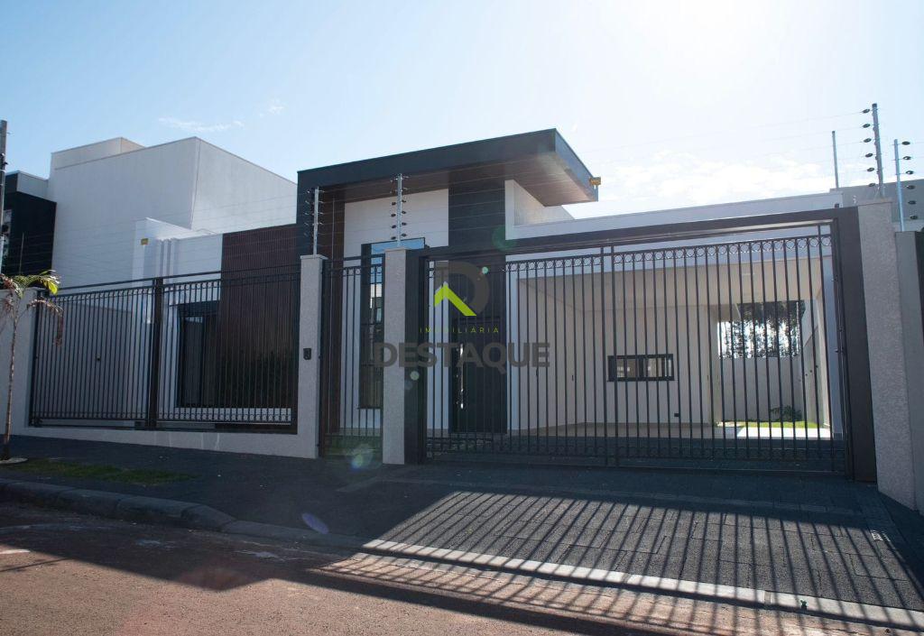 CASA TERREA NO TROPICAL III COM SOBRA DE TERRENO INTEIRO 