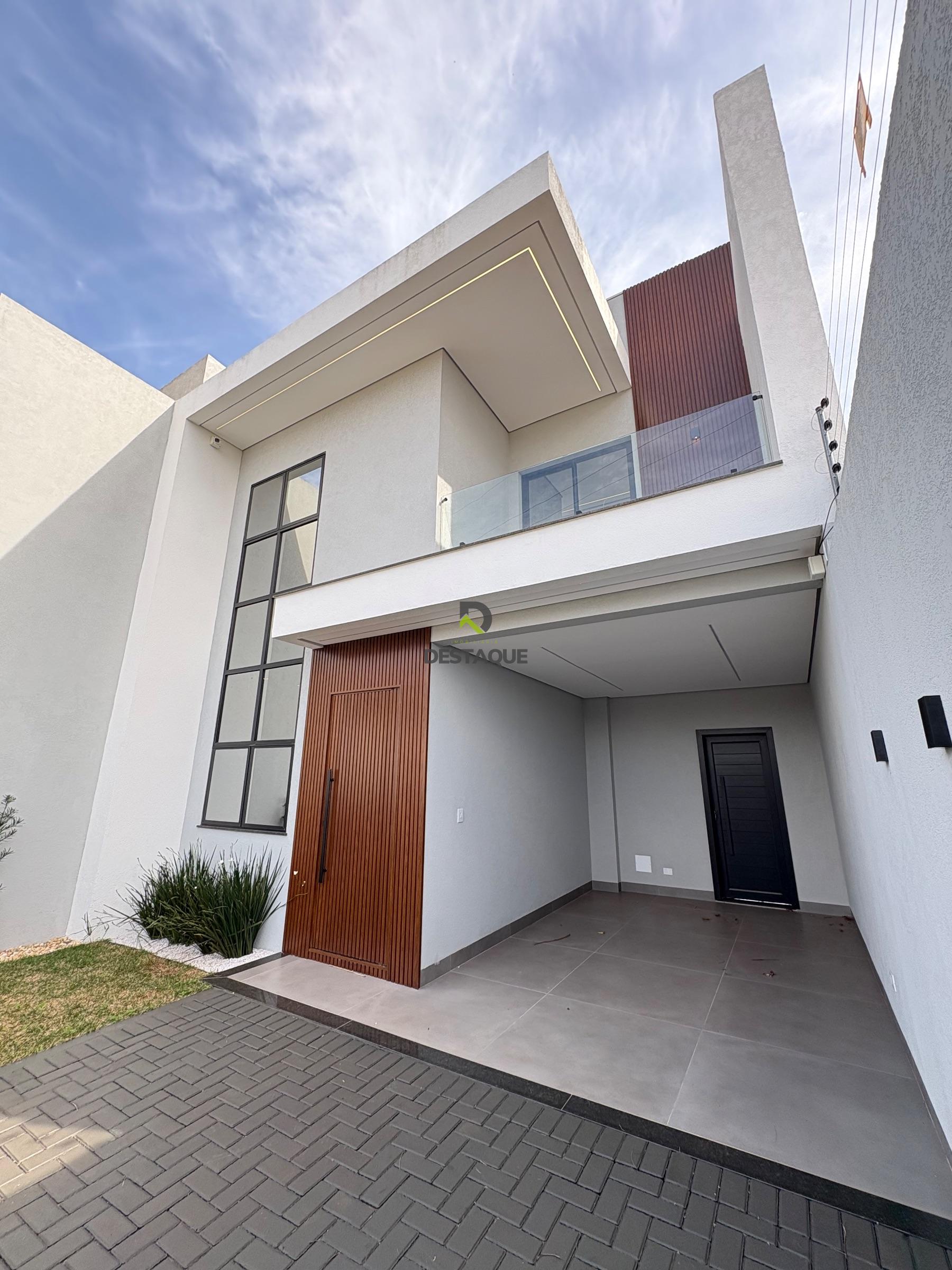 Sobrado com 3 dormitorios - Parque Verde  - Cascavel PR