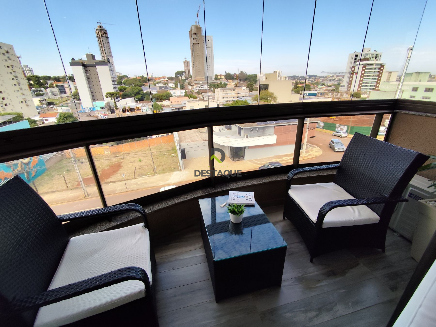 Imobili�ria Destaque em Cascavel PR