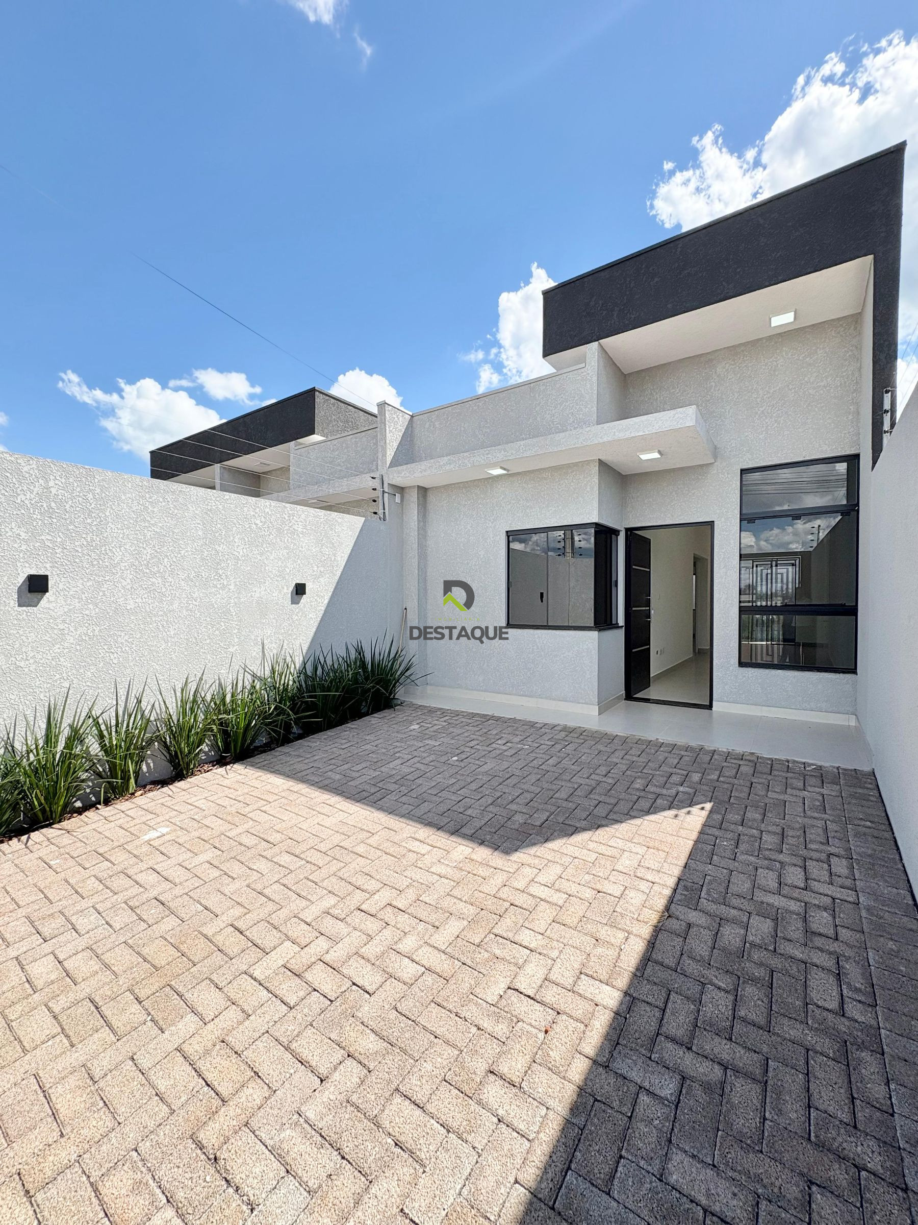 Casa nova com 2 suites, Loteamento Siena- Bairro Esmeralda