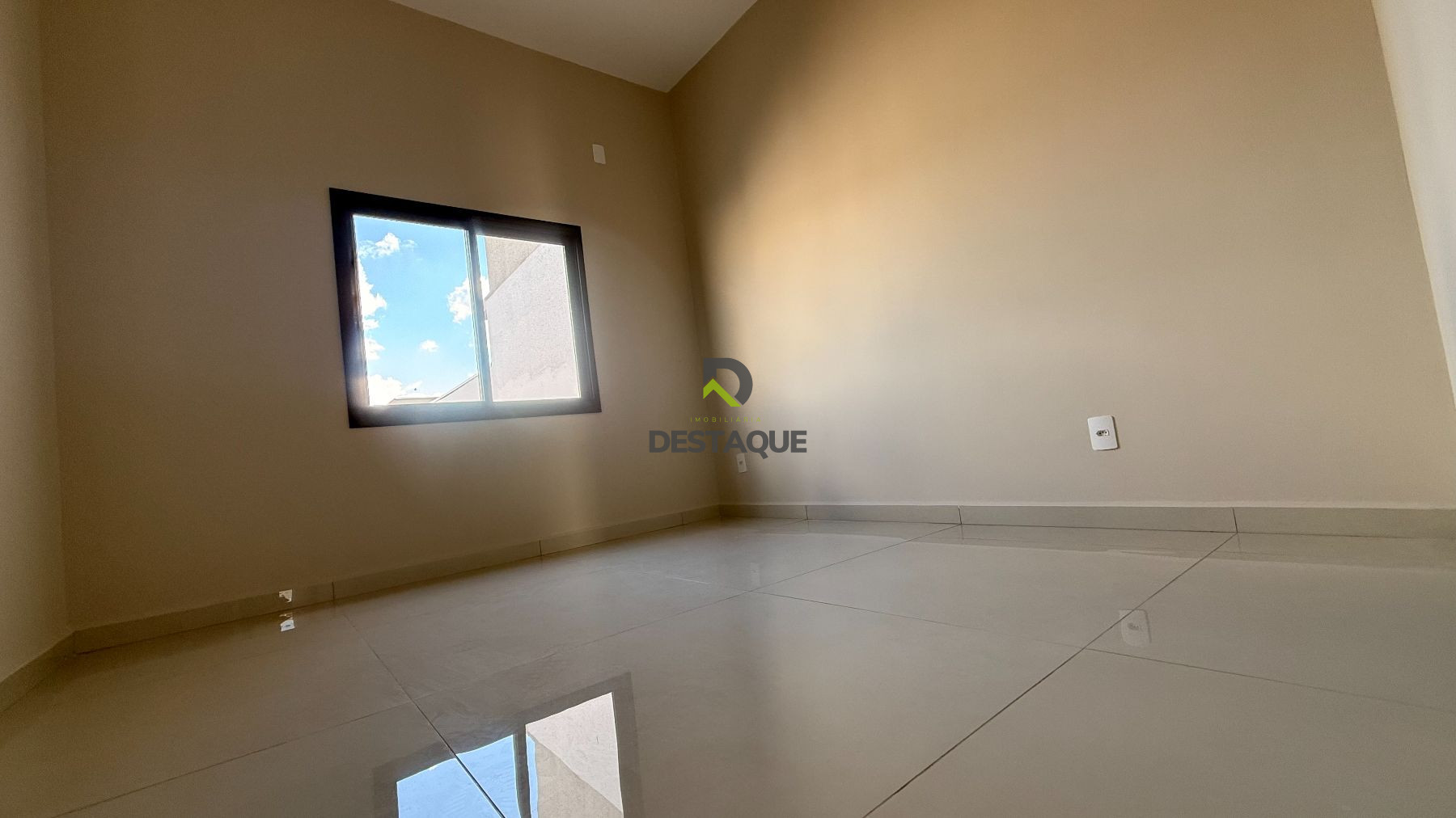Imobili�ria Destaque em Cascavel PR