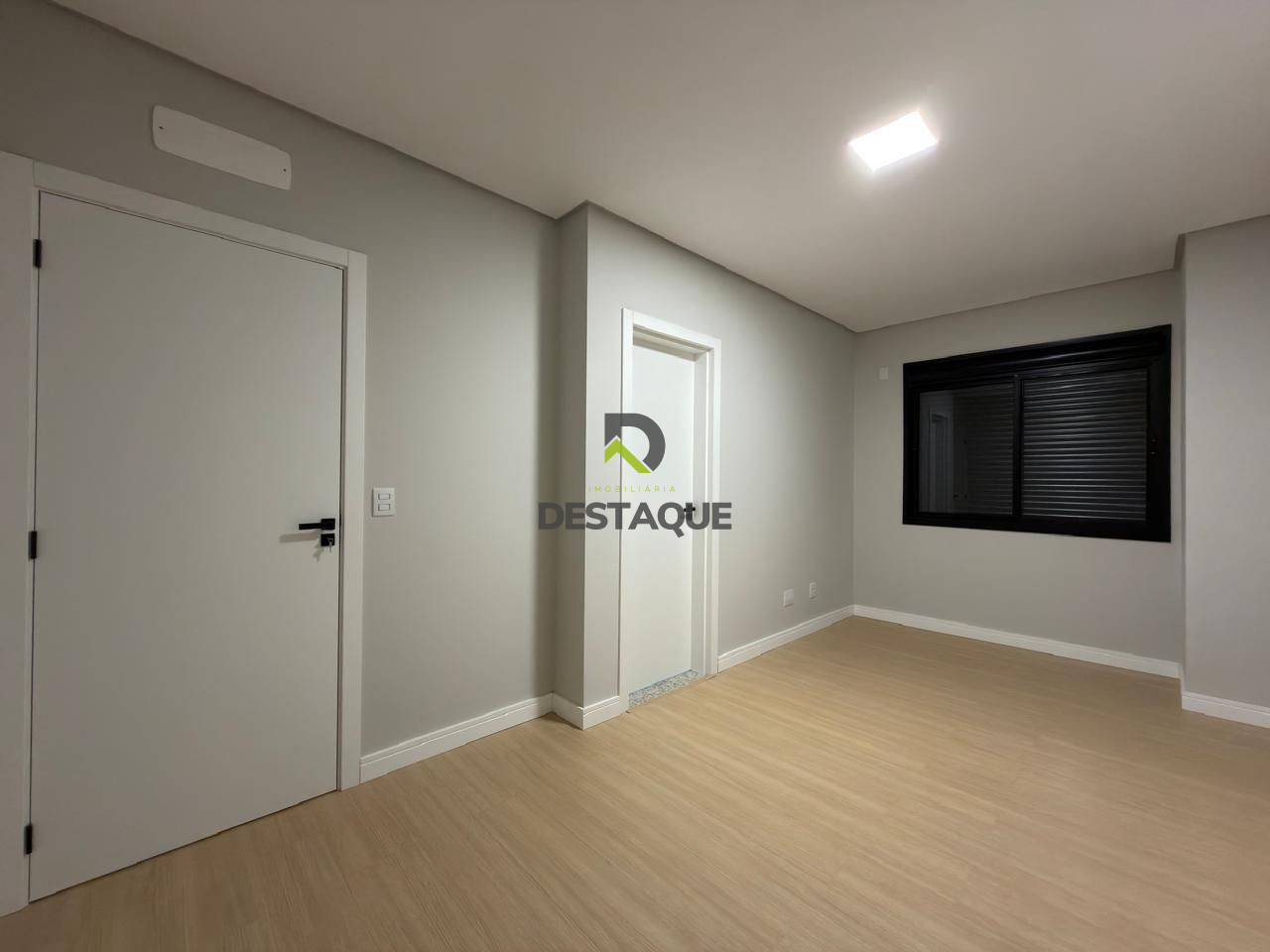 Imobili�ria Destaque em Cascavel PR