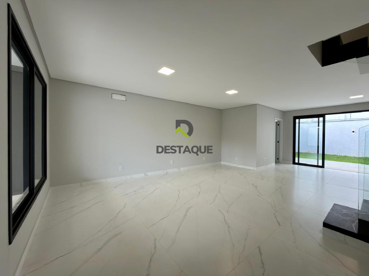Imobili�ria Destaque em Cascavel PR