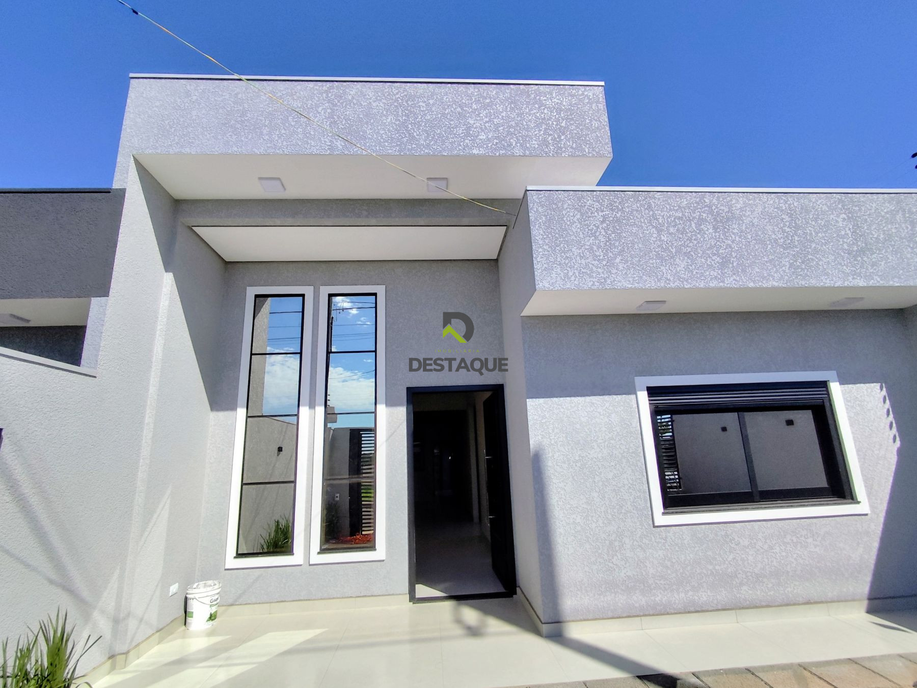 Casa nova com 1 suite e 2 quartos- Proximo Porti Atacadista