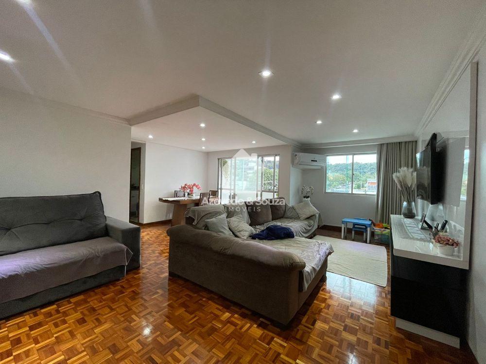 APARTAMENTO AMPLO E SEMI MOBILIADO NO CENTRO
