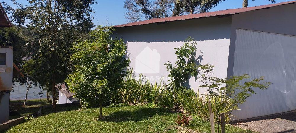 Azevedo & Souza de Imveis em Francisco Beltro/PR