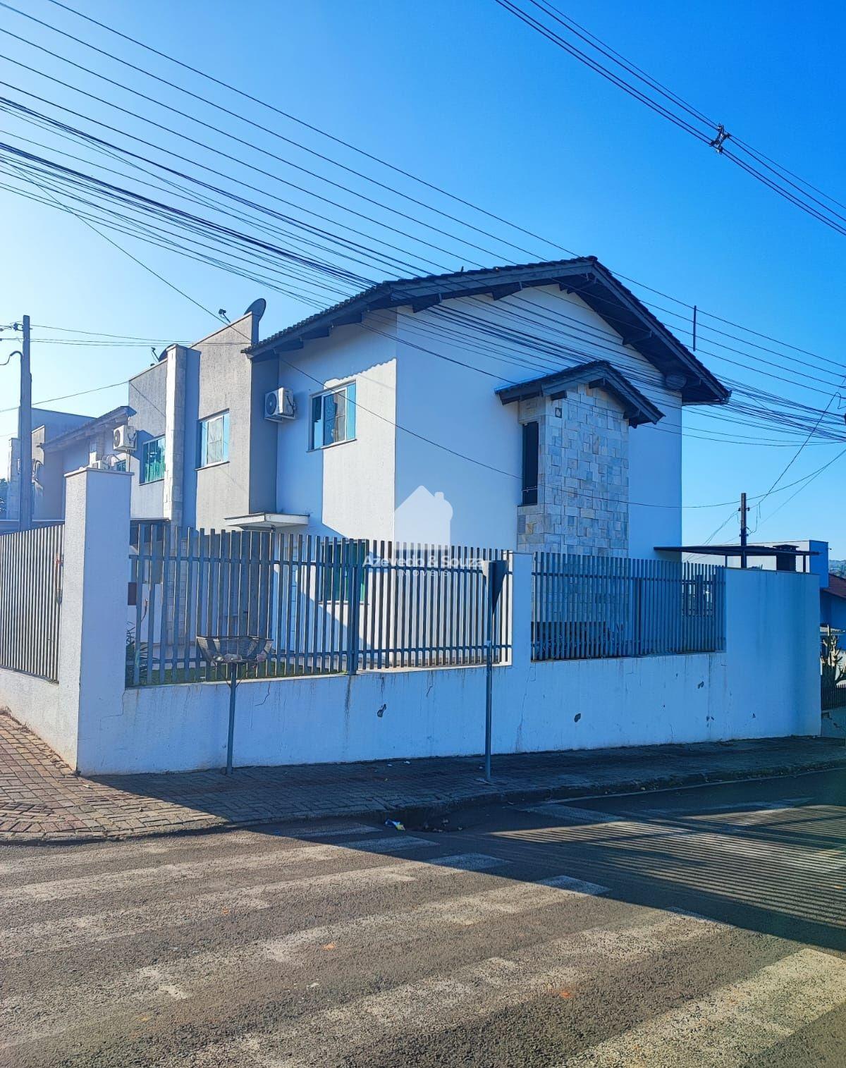 Azevedo & Souza de Imveis em Francisco Beltro/PR