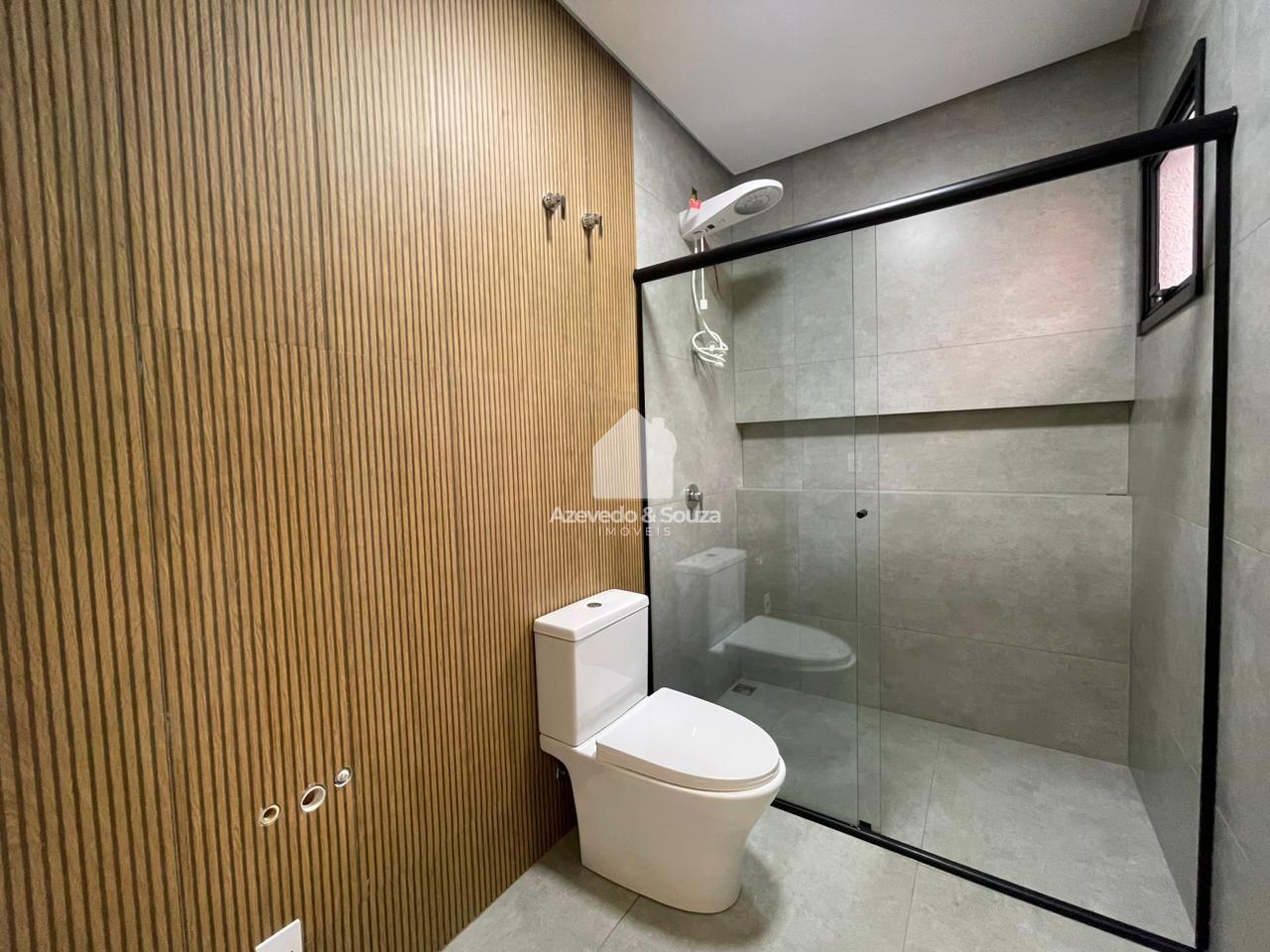 Azevedo & Souza de Imveis em Francisco Beltro/PR