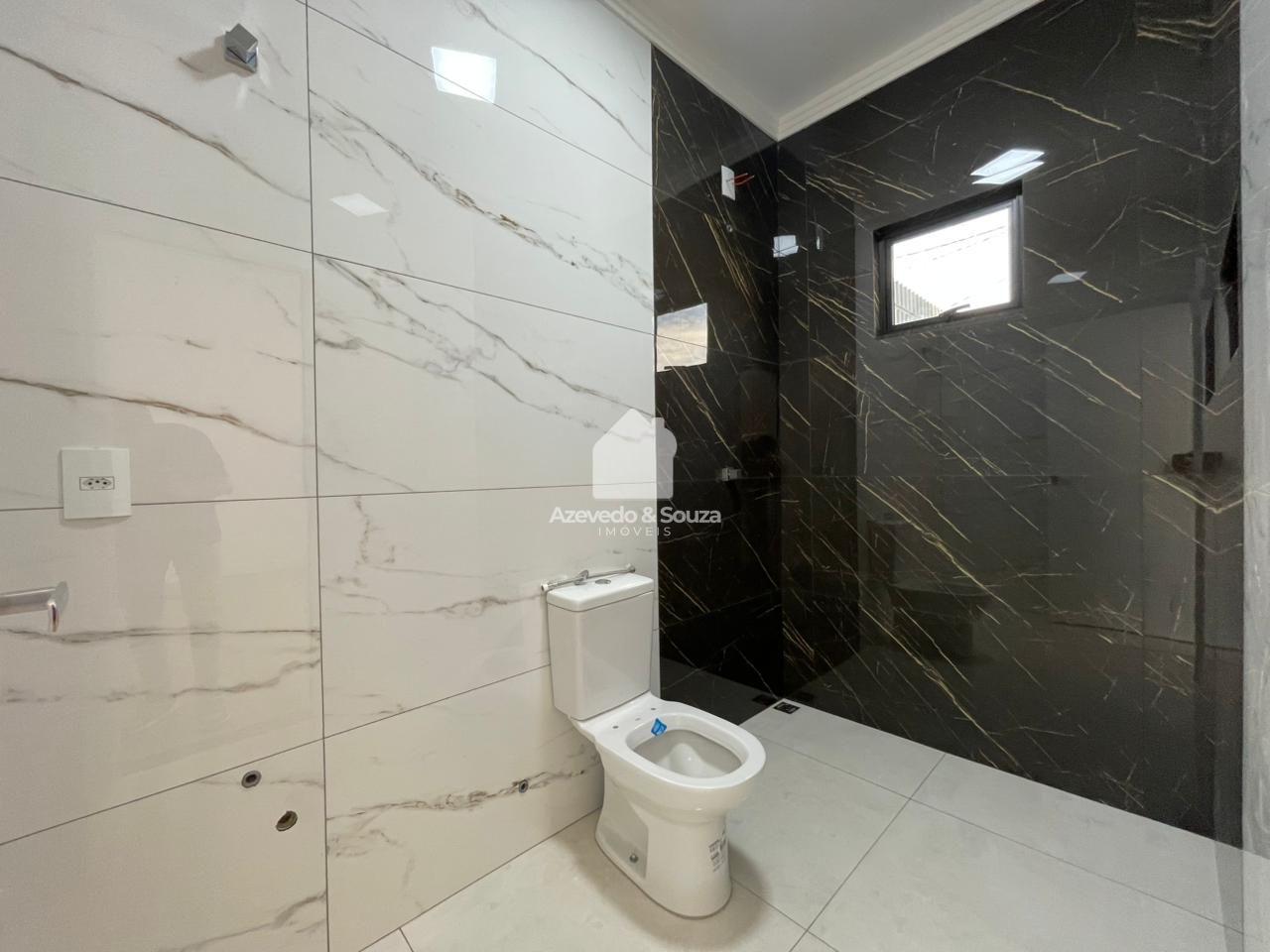 Azevedo & Souza de Imveis em Francisco Beltro/PR