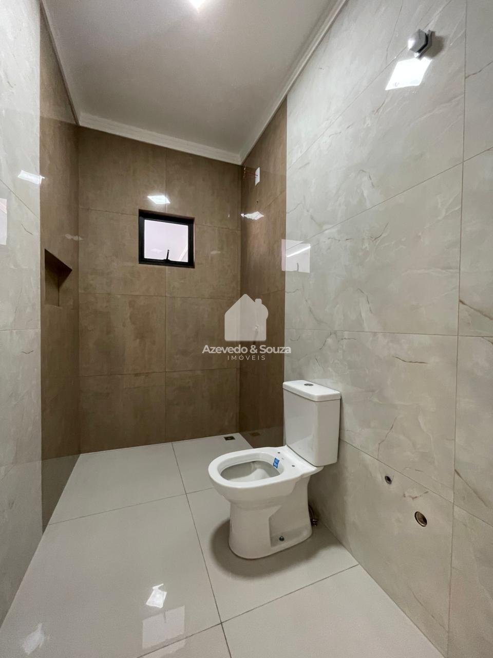 Azevedo & Souza de Imveis em Francisco Beltro/PR