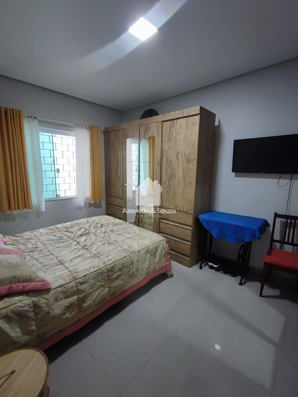 Azevedo & Souza de Imveis em Francisco Beltro/PR