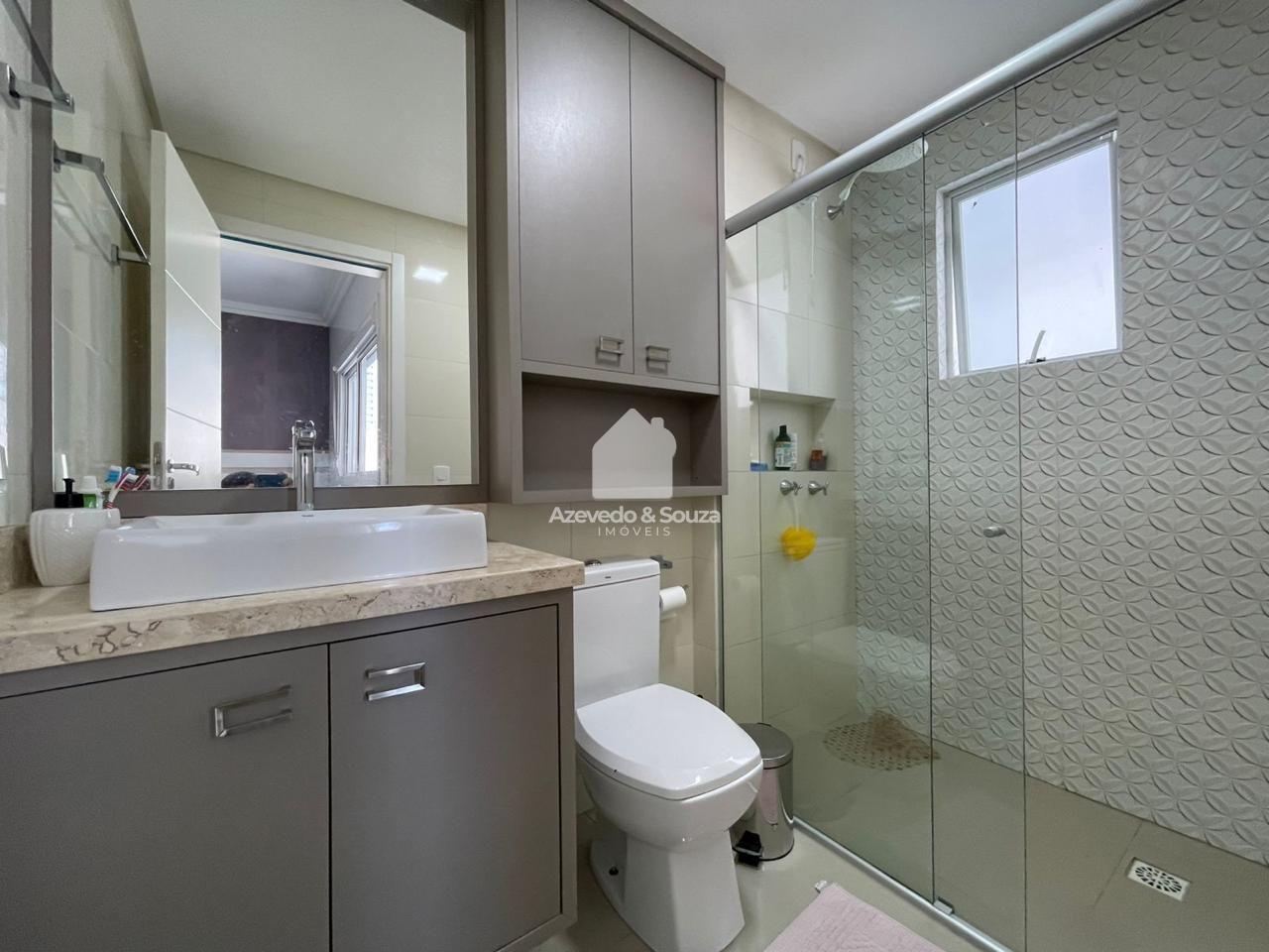 Azevedo & Souza de Imveis em Francisco Beltro/PR