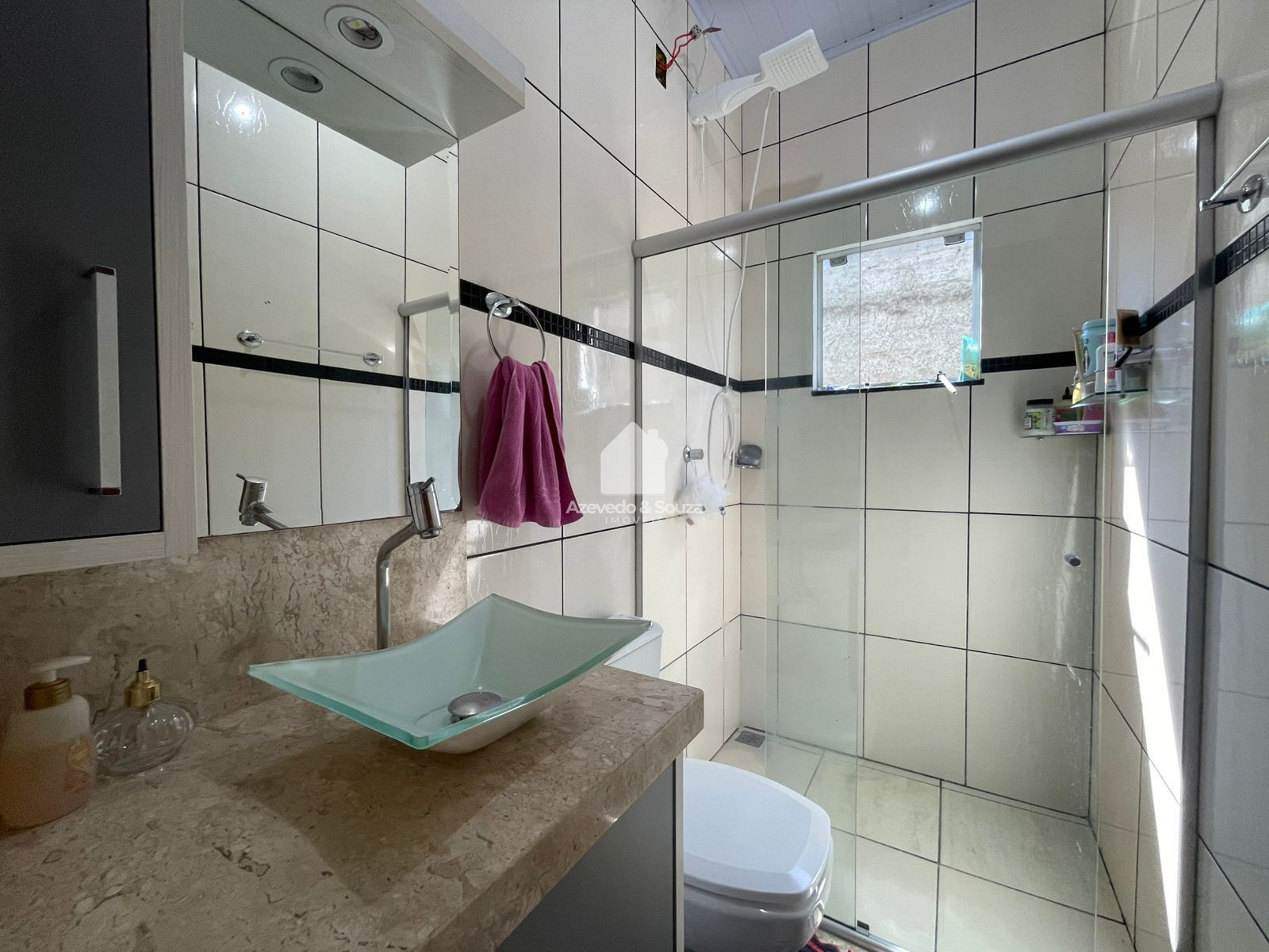 Azevedo & Souza de Imveis em Francisco Beltro/PR