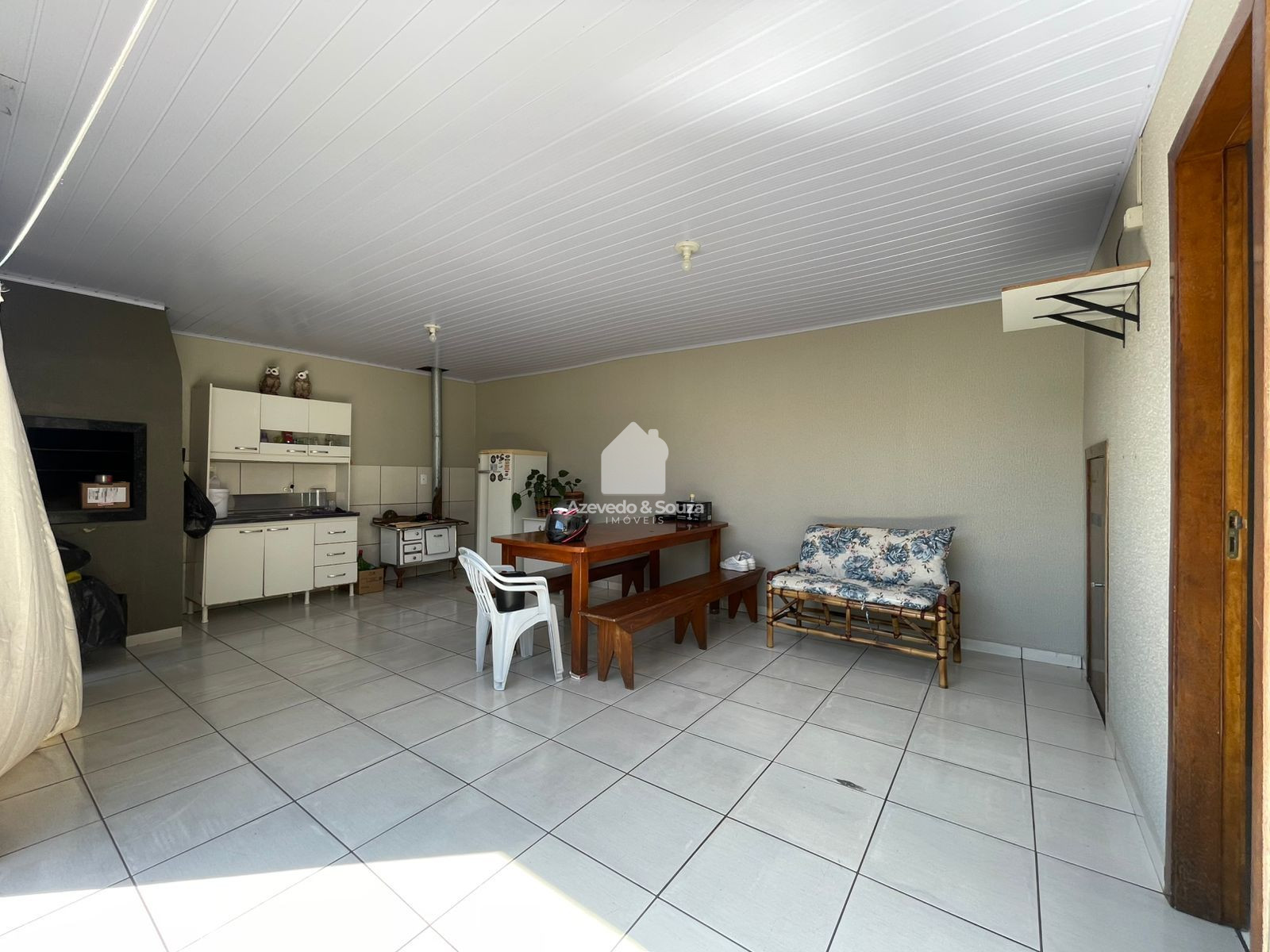 Azevedo & Souza de Imveis em Francisco Beltro/PR