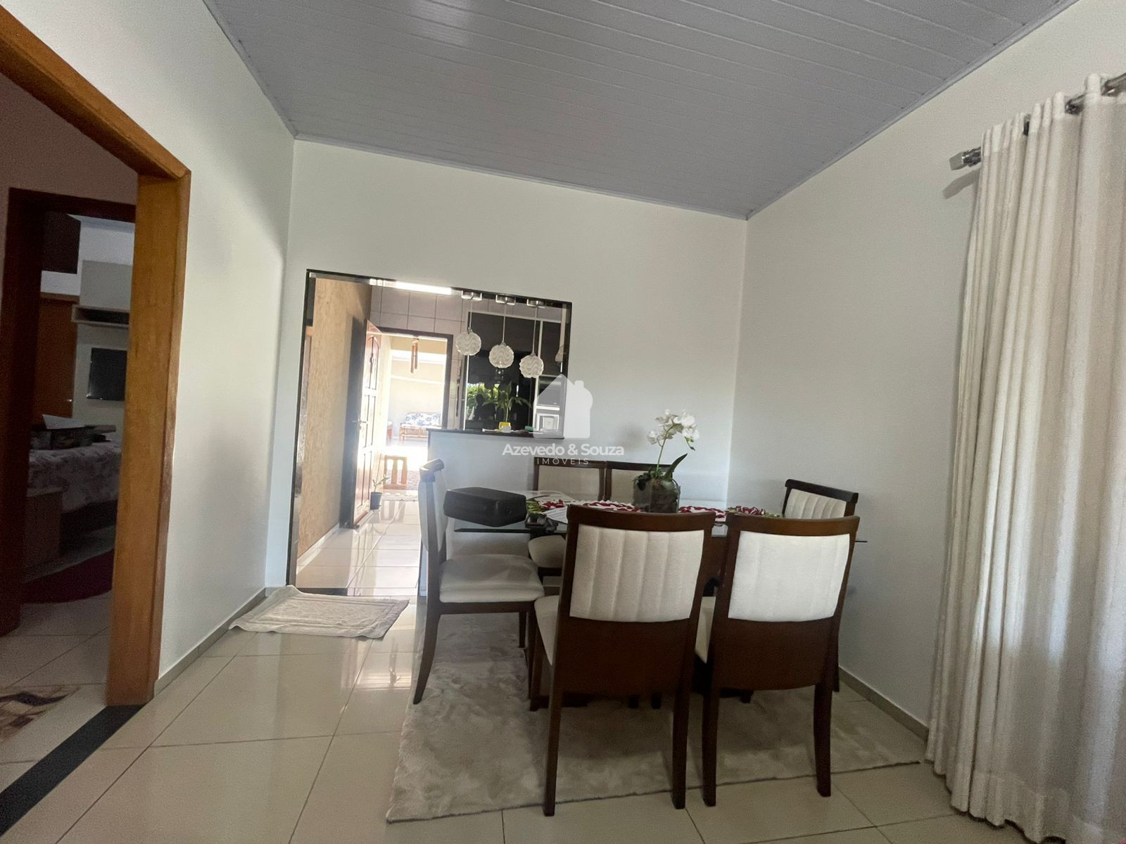 Azevedo & Souza de Imveis em Francisco Beltro/PR