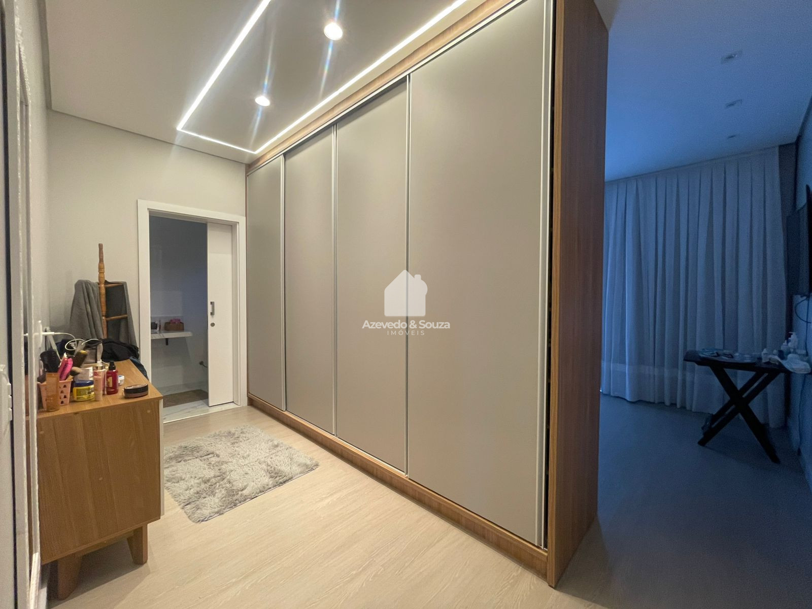 Azevedo & Souza de Imveis em Francisco Beltro/PR