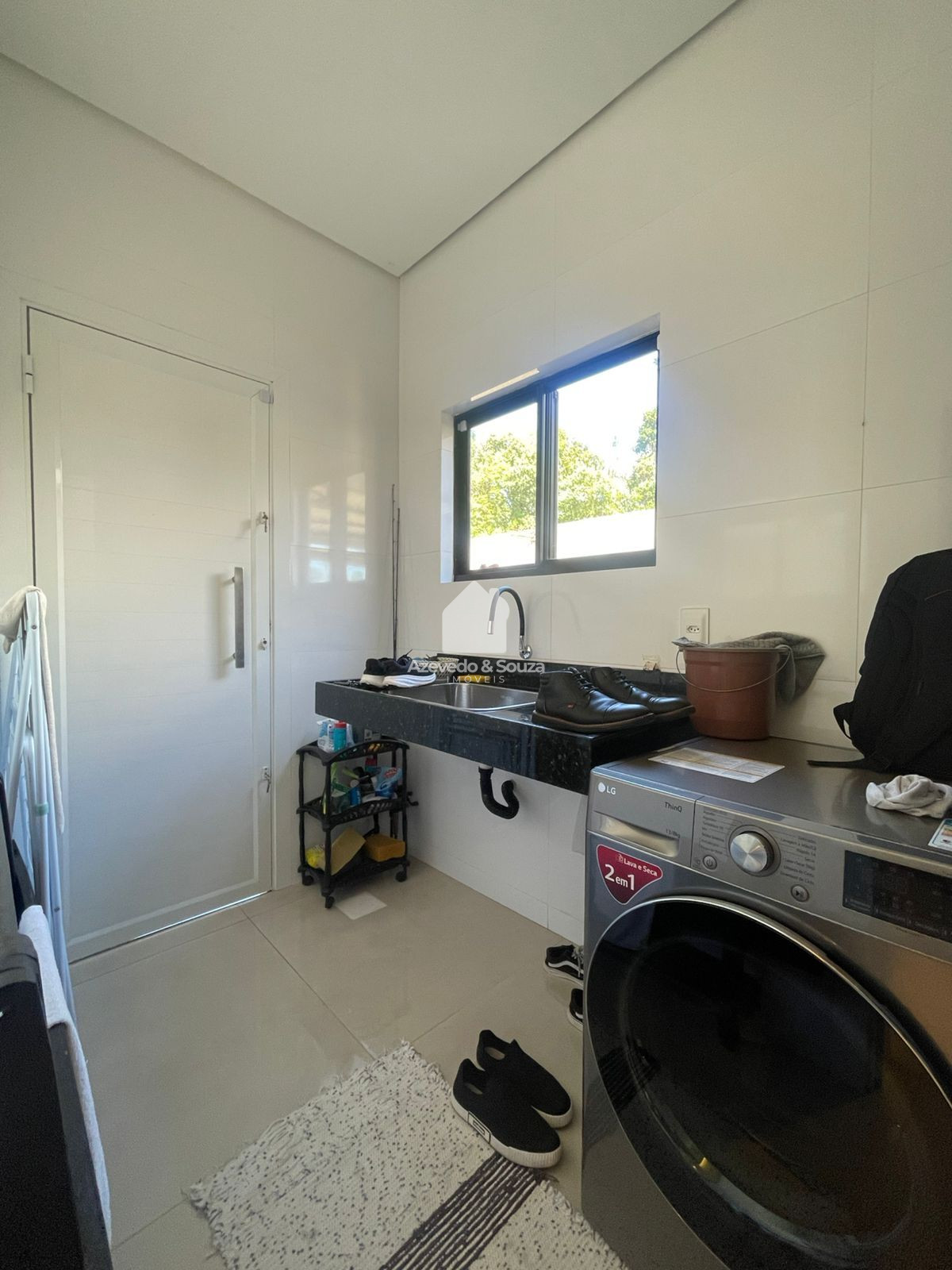 Azevedo & Souza de Imveis em Francisco Beltro/PR