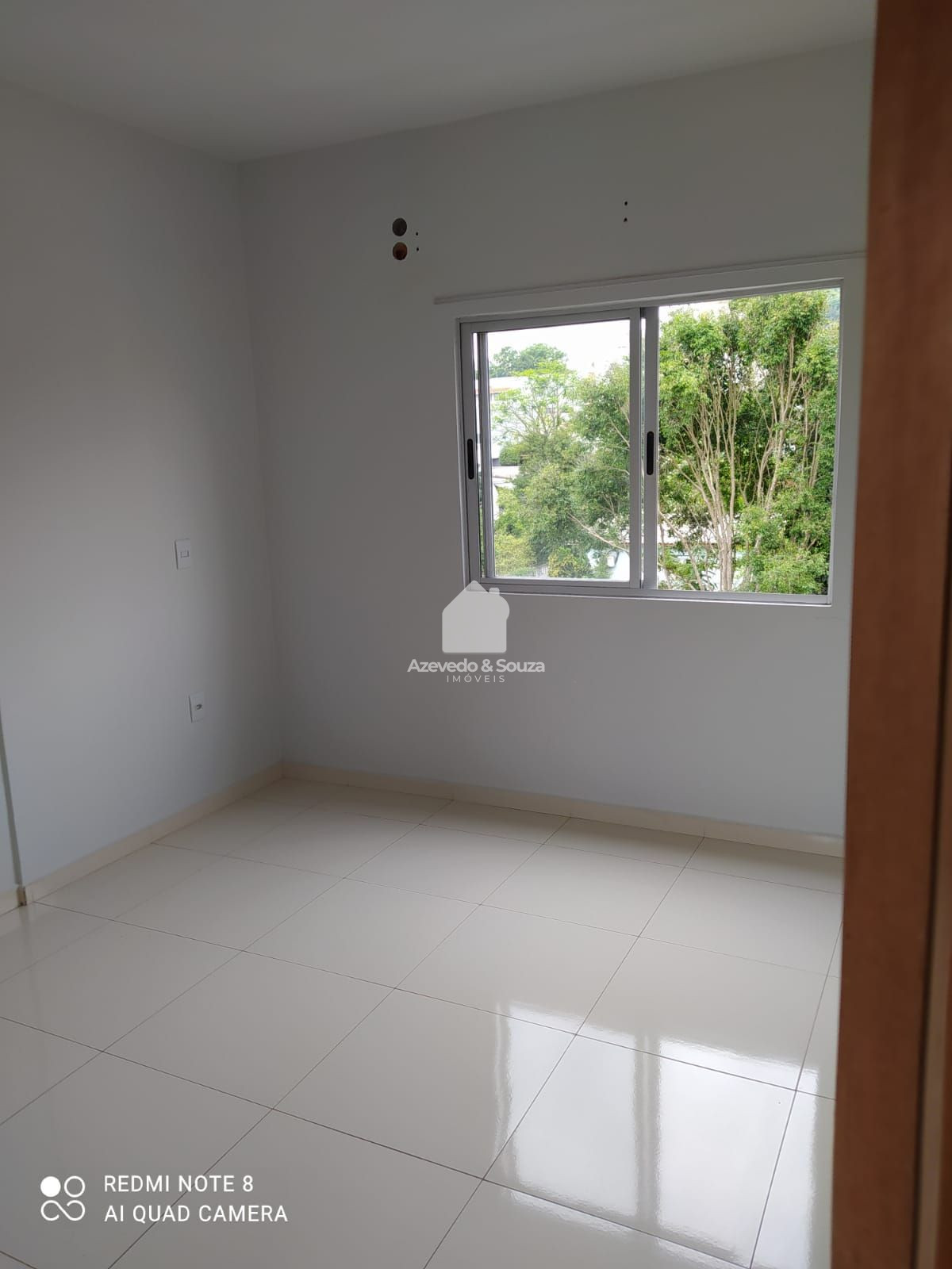 Azevedo & Souza de Imveis em Francisco Beltro/PR