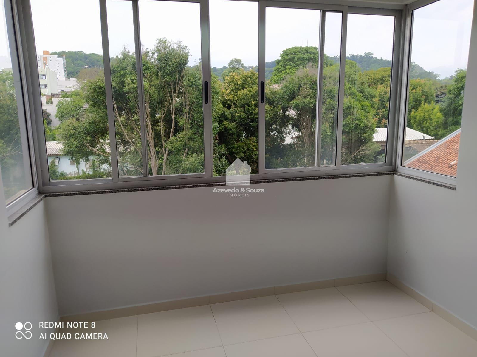 Azevedo & Souza de Imveis em Francisco Beltro/PR