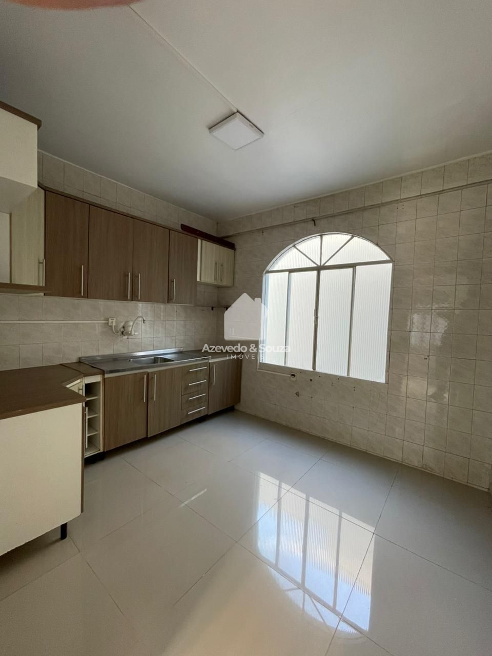 Azevedo & Souza de Im�veis em Francisco Beltr�o/PR