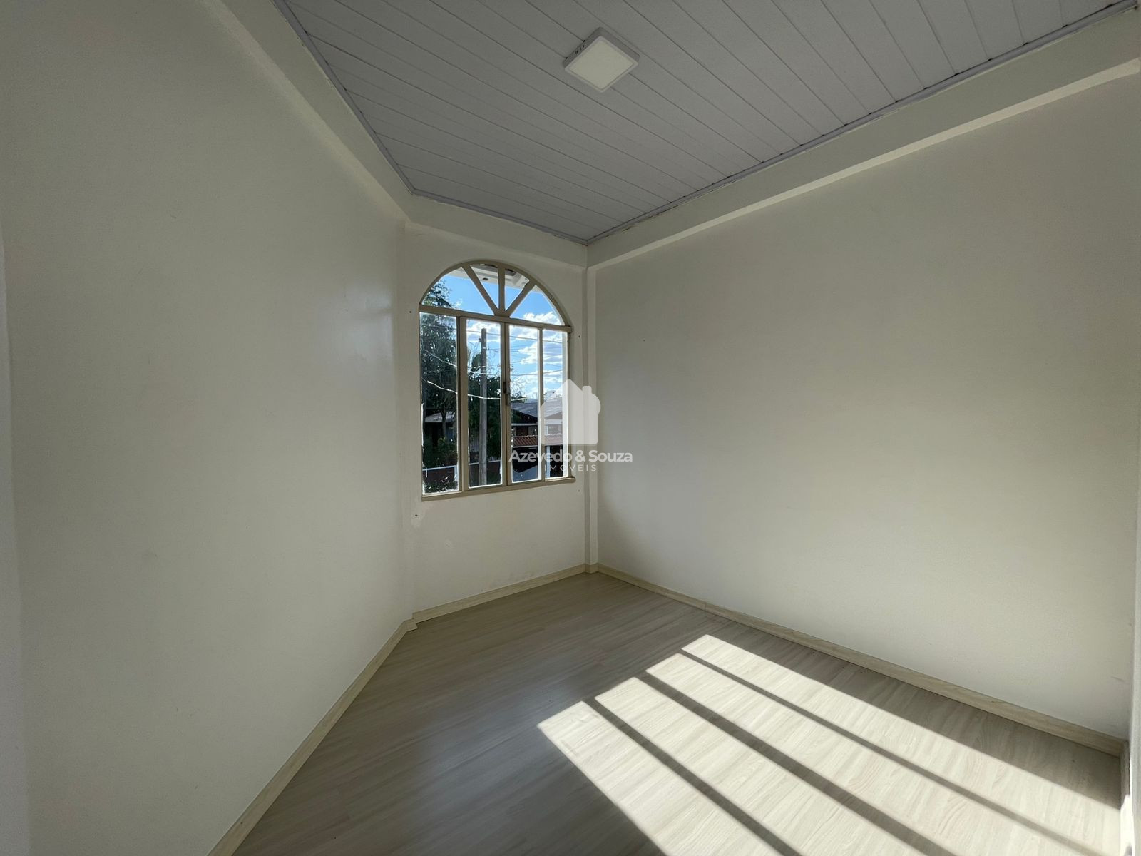 Azevedo & Souza de Im�veis em Francisco Beltr�o/PR