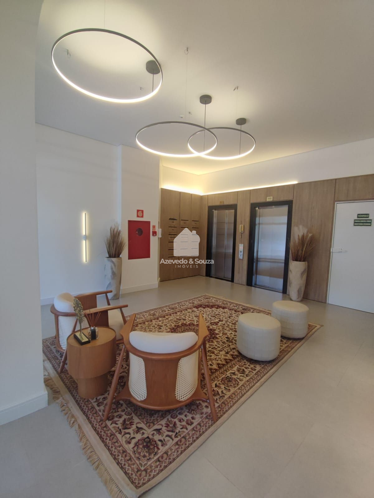 Azevedo & Souza de Im�veis em Francisco Beltr�o/PR