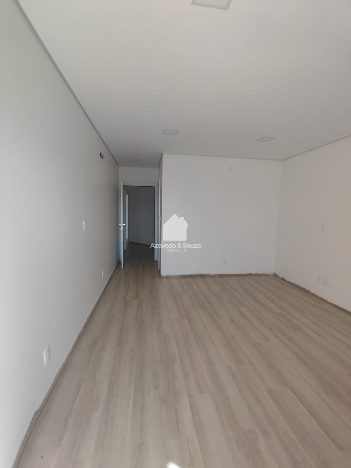 Azevedo & Souza de Im�veis em Francisco Beltr�o/PR