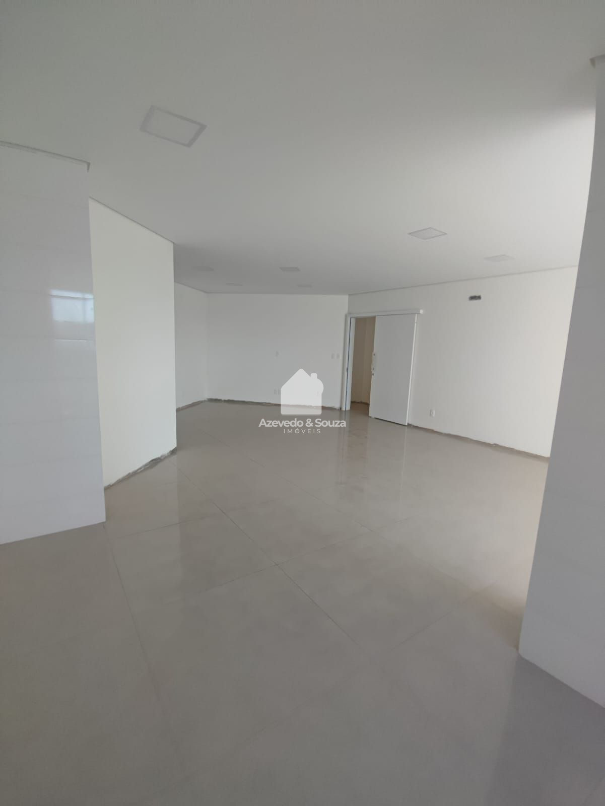 Azevedo & Souza de Im�veis em Francisco Beltr�o/PR