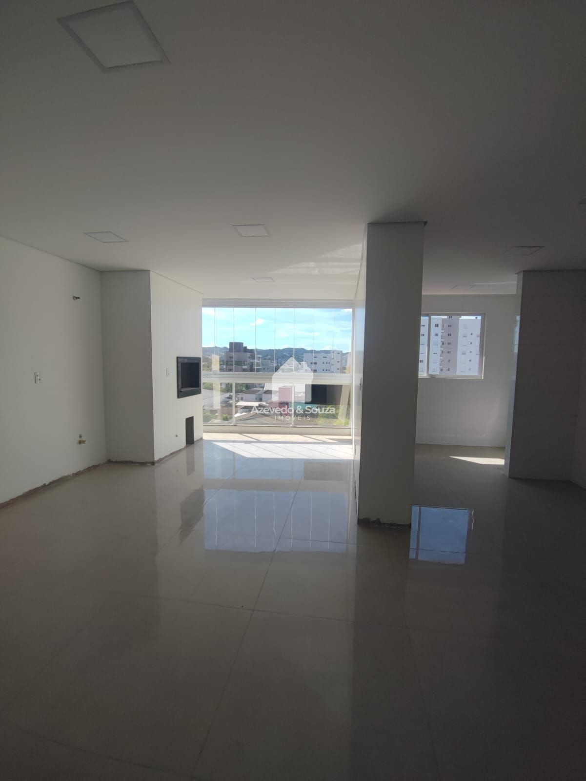 Azevedo & Souza de Im�veis em Francisco Beltr�o/PR