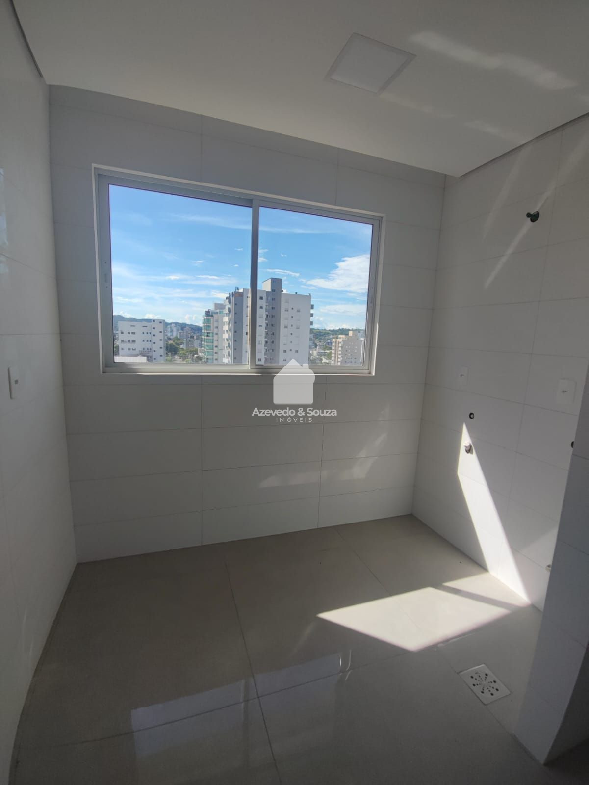 Azevedo & Souza de Im�veis em Francisco Beltr�o/PR