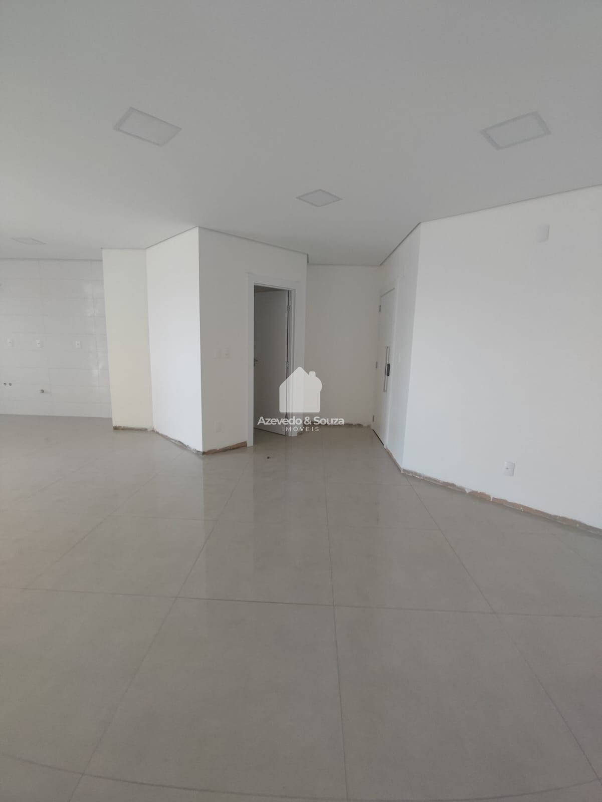 Azevedo & Souza de Im�veis em Francisco Beltr�o/PR