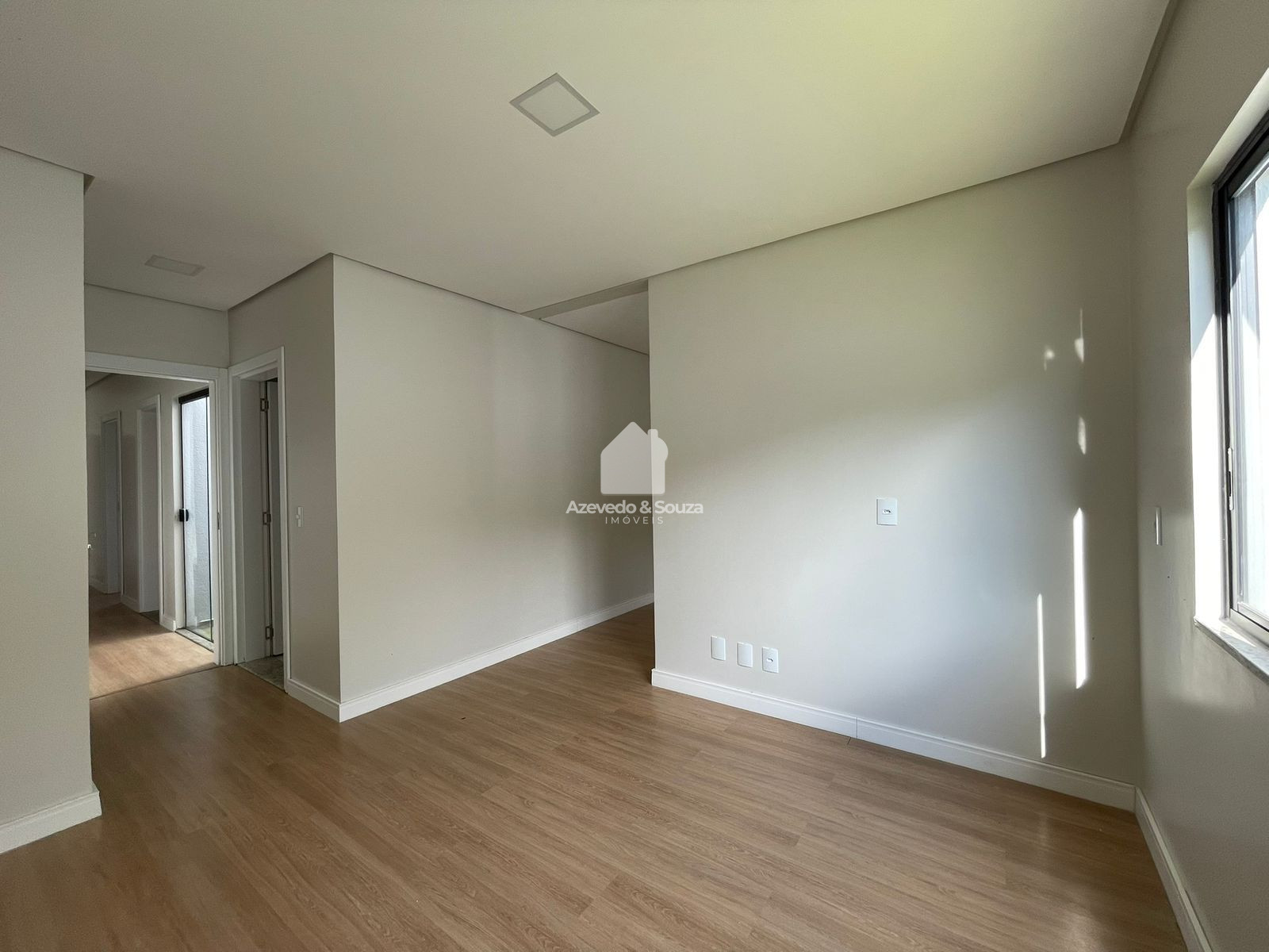 Azevedo & Souza de Im�veis em Francisco Beltr�o/PR