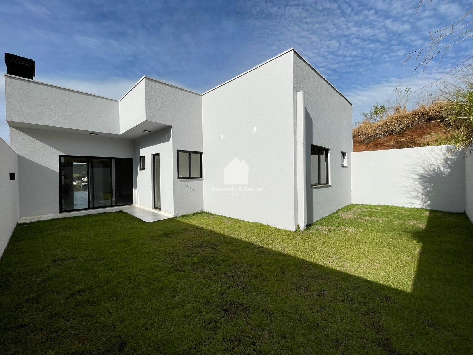 Azevedo & Souza de Im�veis em Francisco Beltr�o/PR