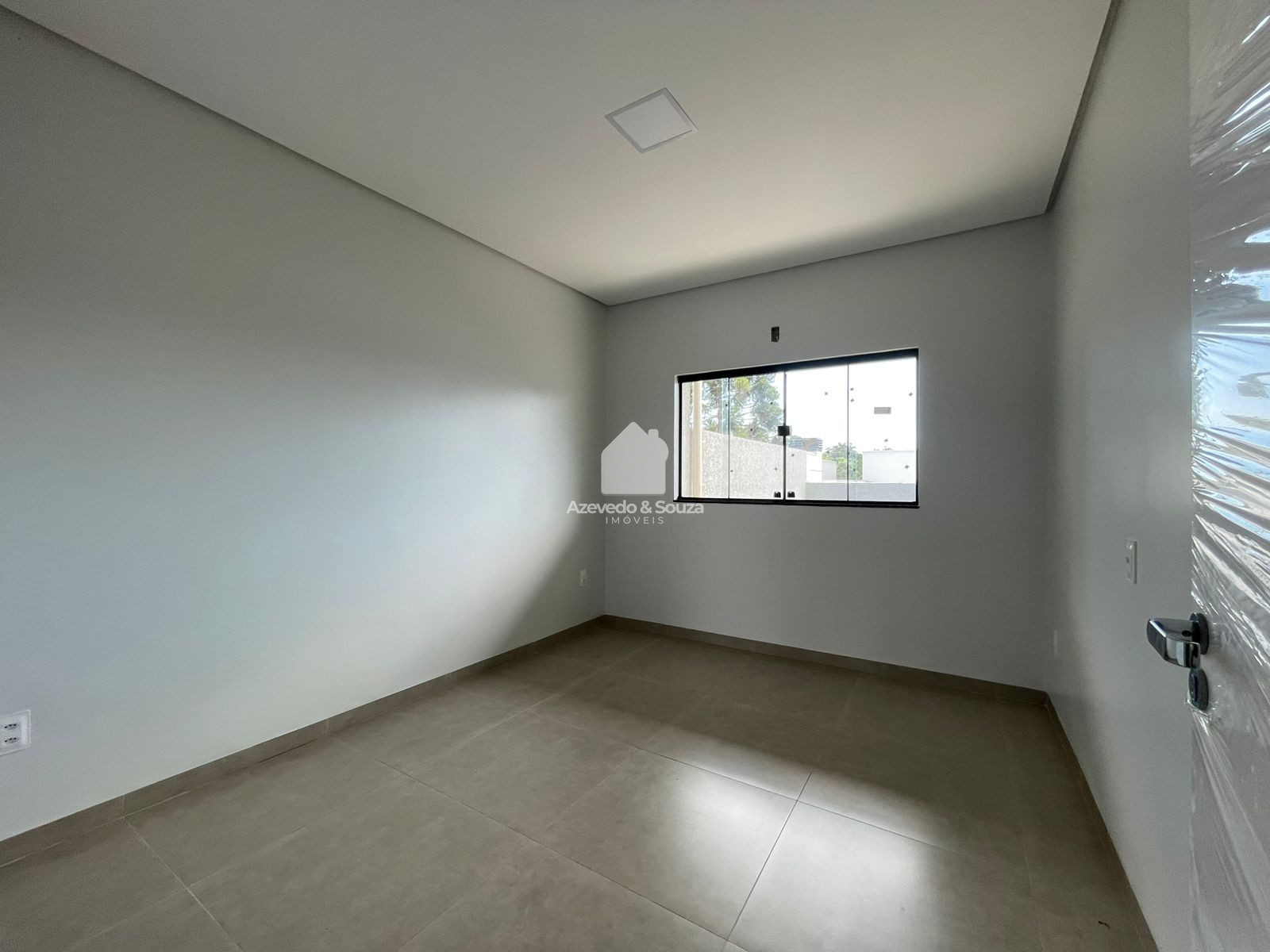 Azevedo & Souza de Im�veis em Francisco Beltr�o/PR