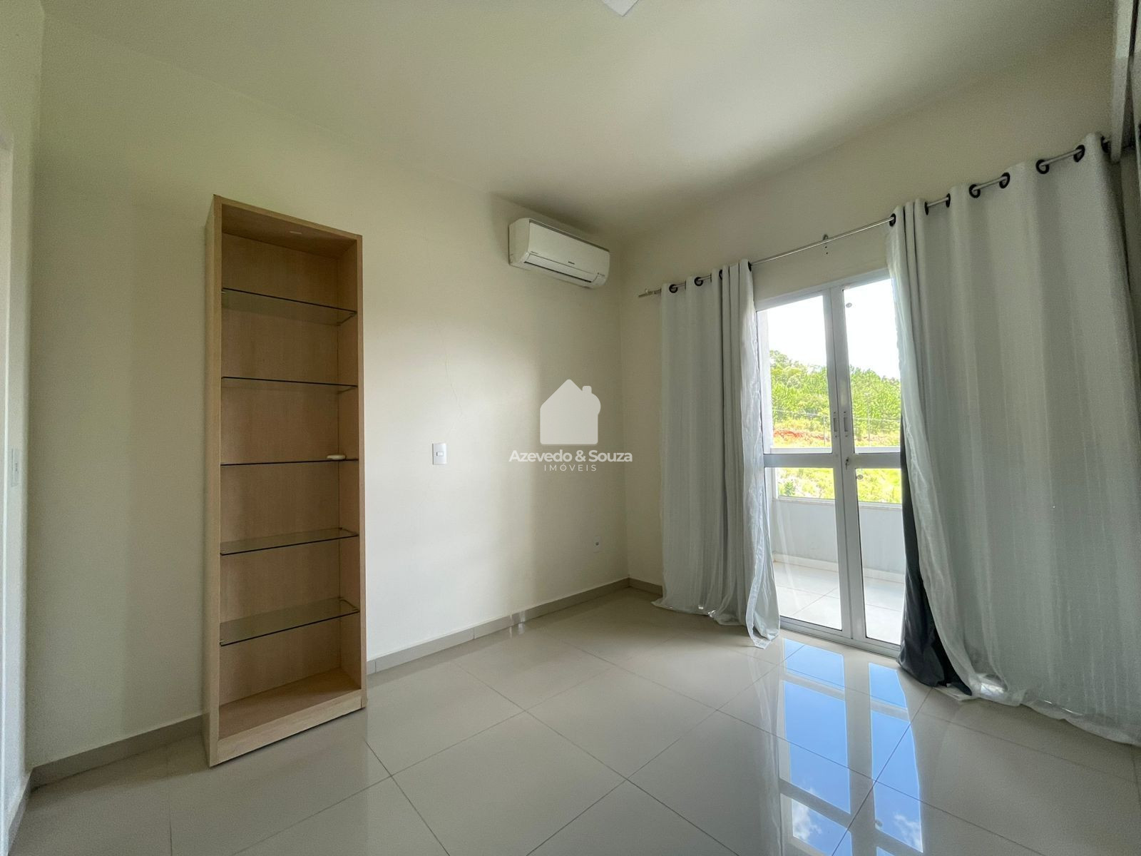 Azevedo & Souza de Im�veis em Francisco Beltr�o/PR