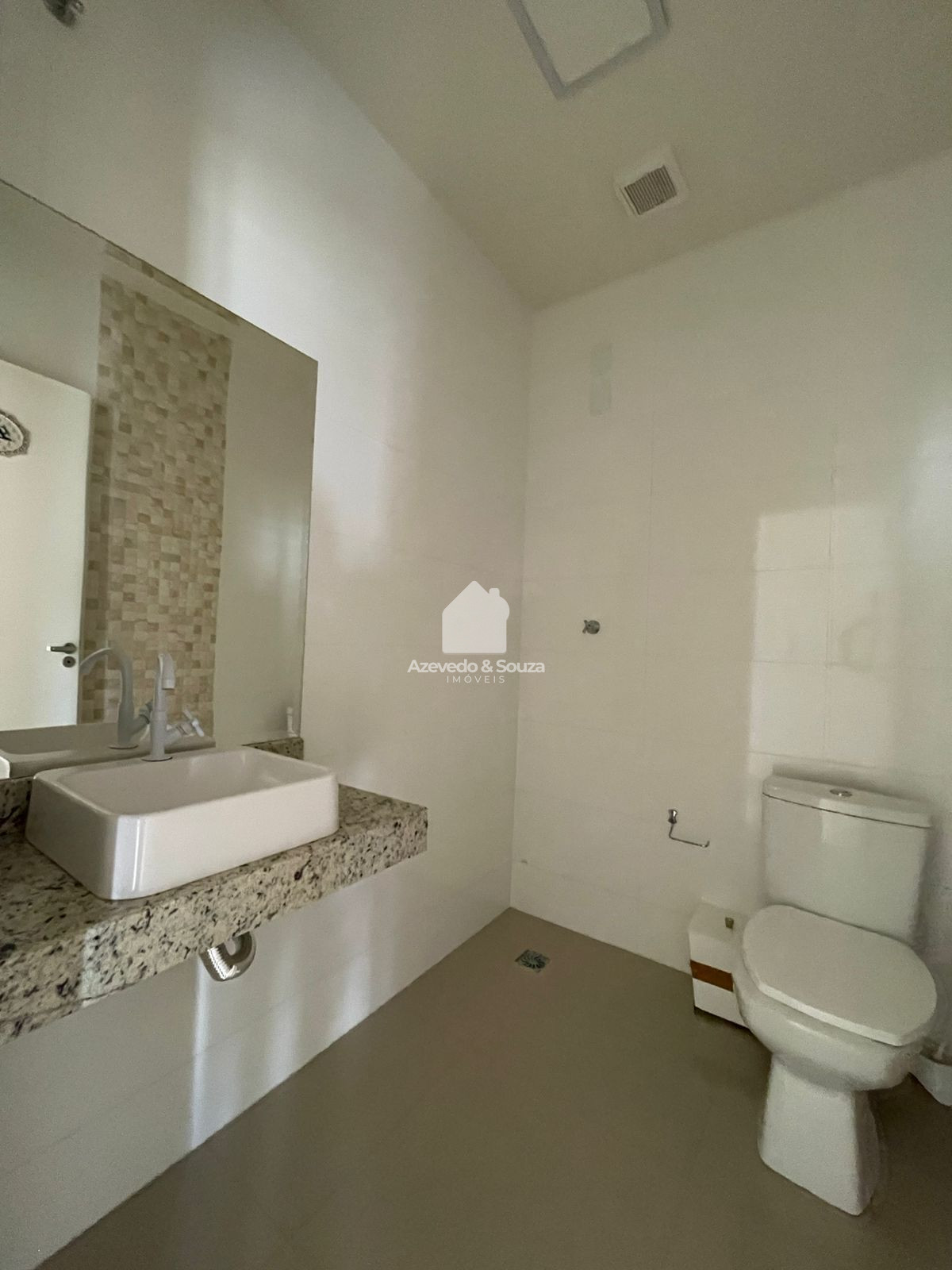 Azevedo & Souza de Im�veis em Francisco Beltr�o/PR