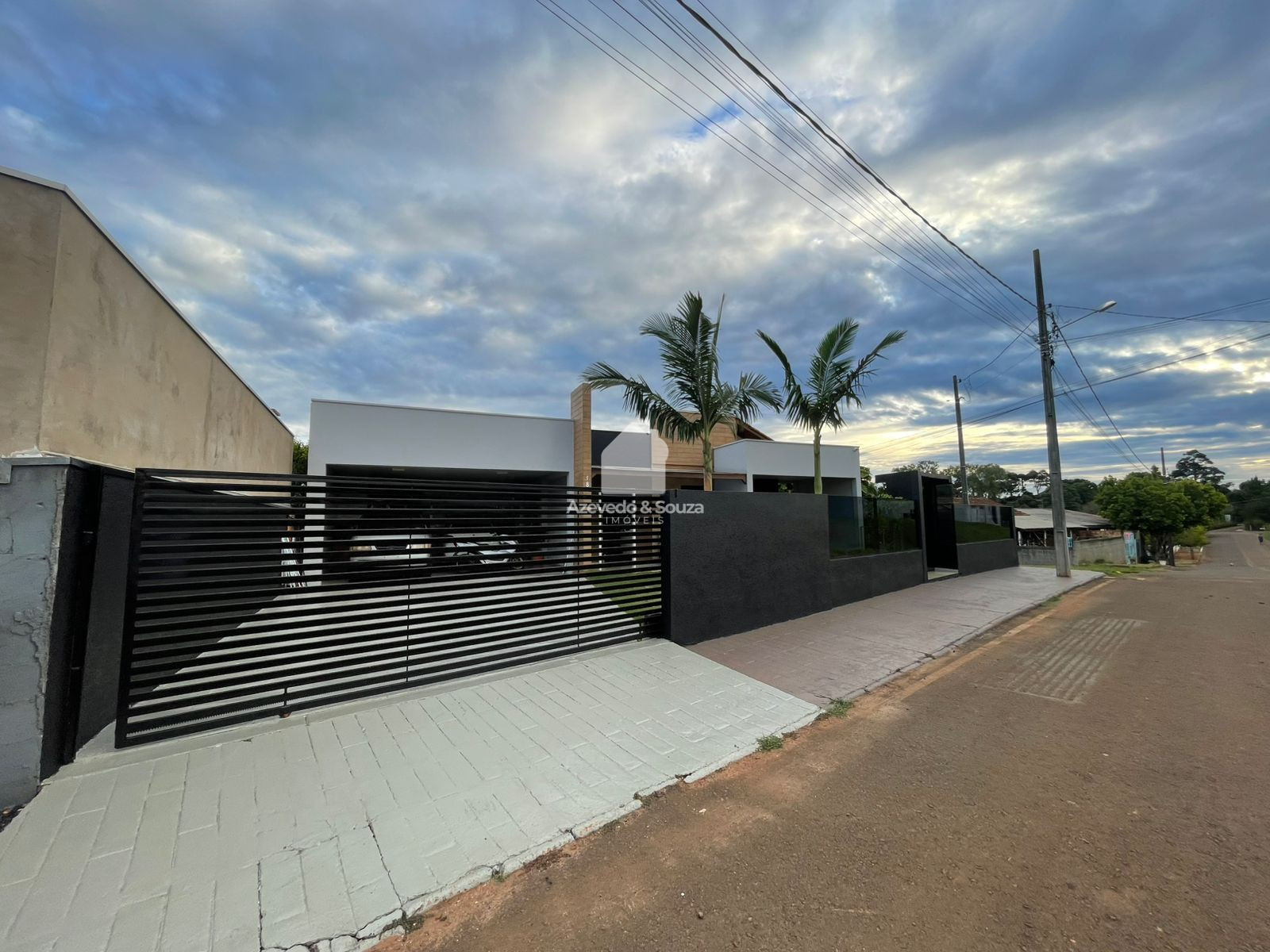 Azevedo & Souza de Im�veis em Francisco Beltr�o/PR