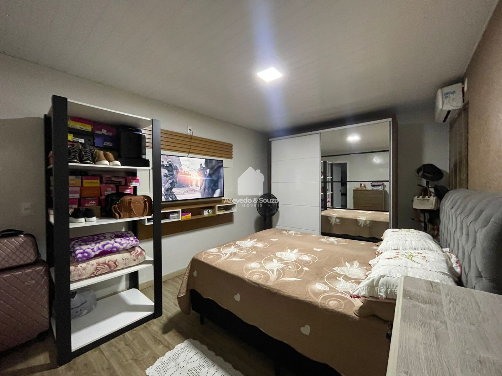 Azevedo & Souza de Im�veis em Francisco Beltr�o/PR